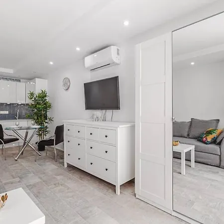 Апартаменты Tenerife Royal Gardens One Bedroom Плая-де-лас-Америкас