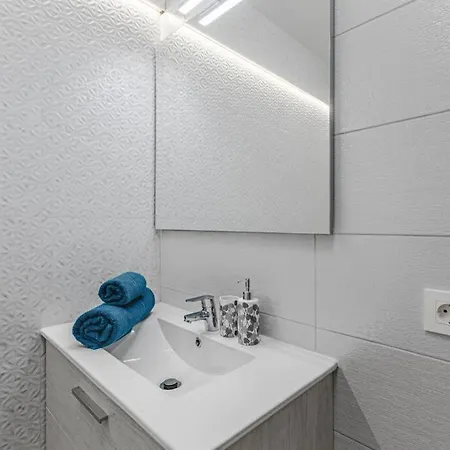 Tenerife Royal Gardens One Bedroom Апартаменты Плая-де-лас-Америкас