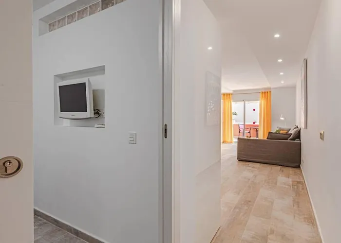 דירה Tenerife Royal Gardens One Bedroom פלאייה דה לאס אמריקס